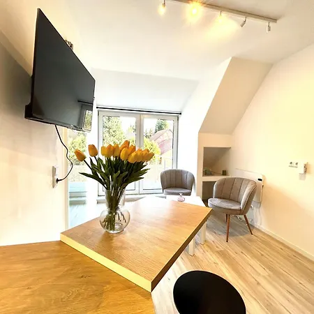 Loft Apartment *